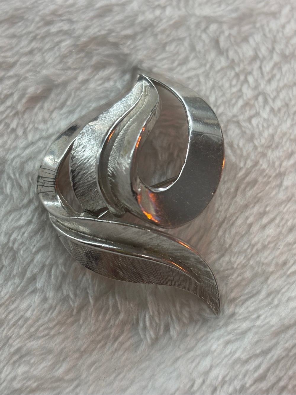 Silver Leaf Sculptural brooch - Elegant Women’s Jewelry